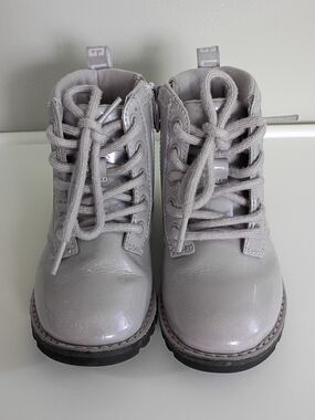 UGG Kids Shiny Lace-Up Ankle Boots - Light Gray